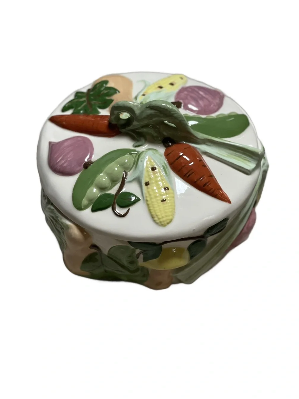 Vintage Colorful Ceramic Embossed Vegetable Designed Covered Dish with Lid